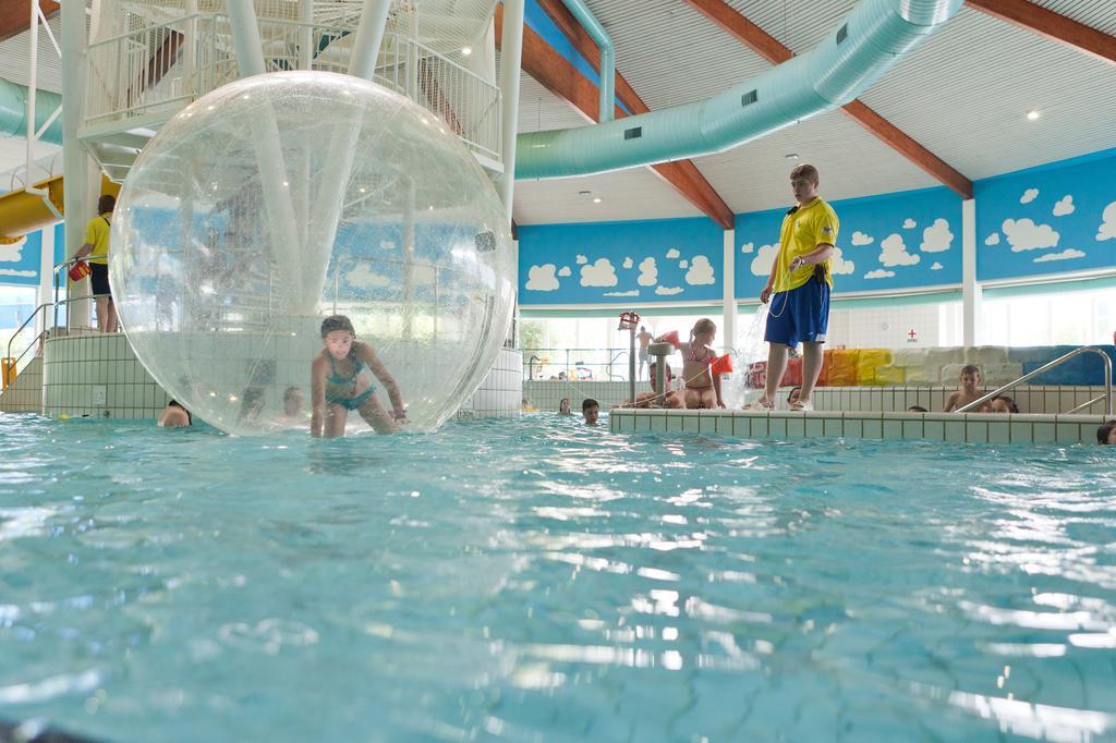 Roompot Hof Domburg Bagian luar foto