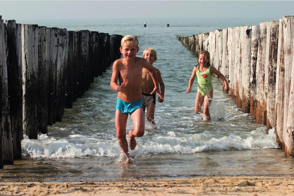 Roompot Hof Domburg Bagian luar foto