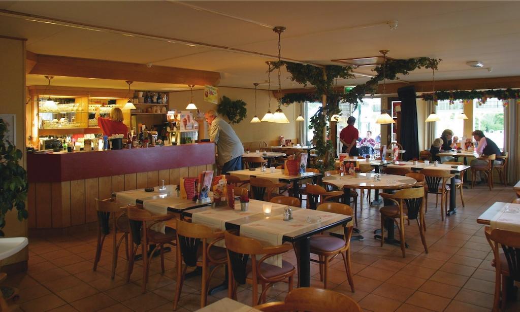 Roompot Hof Domburg Bagian luar foto