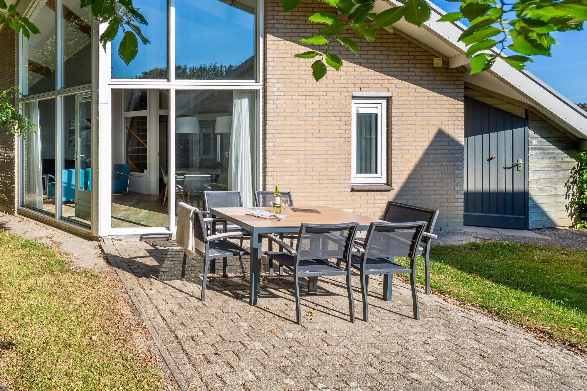 Roompot Hof Domburg Bagian luar foto