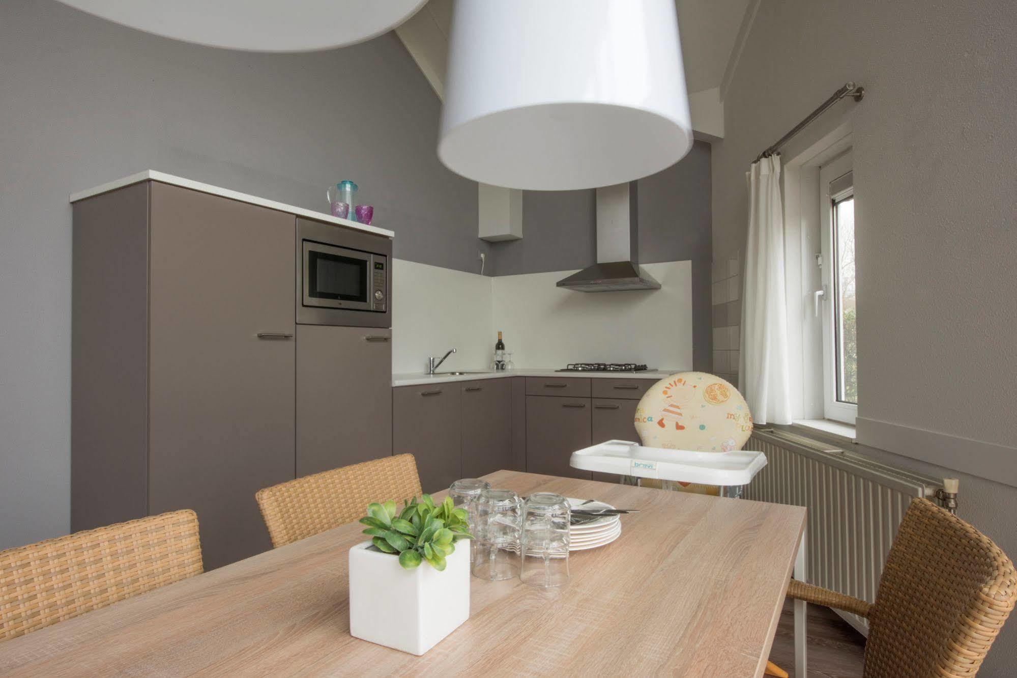Roompot Hof Domburg Bagian luar foto